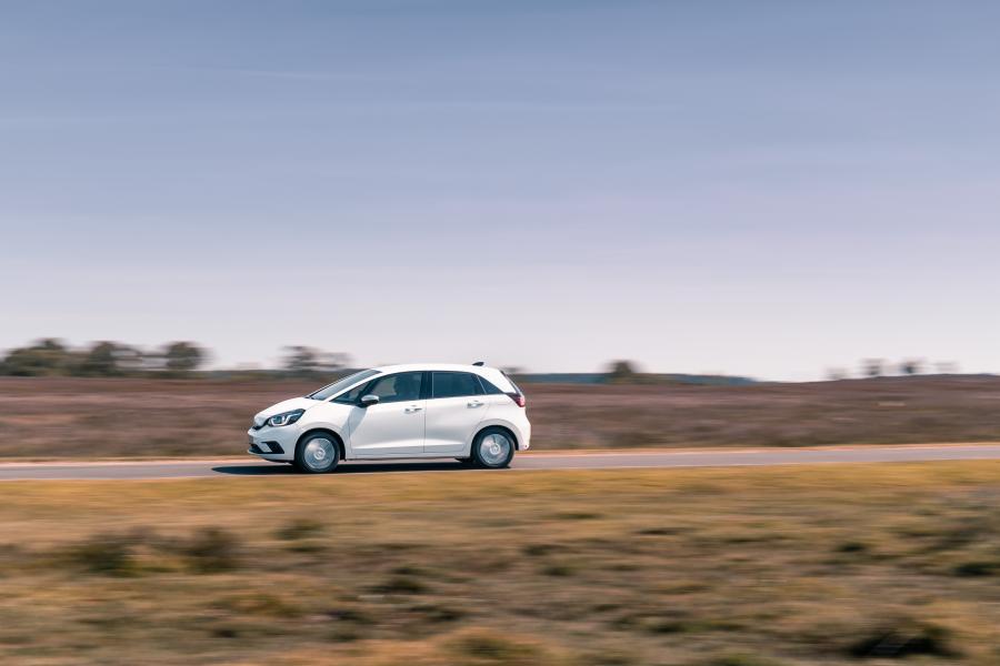  Honda Jazz e:HEV 2020 года  (UK) (фото 15 из 40)